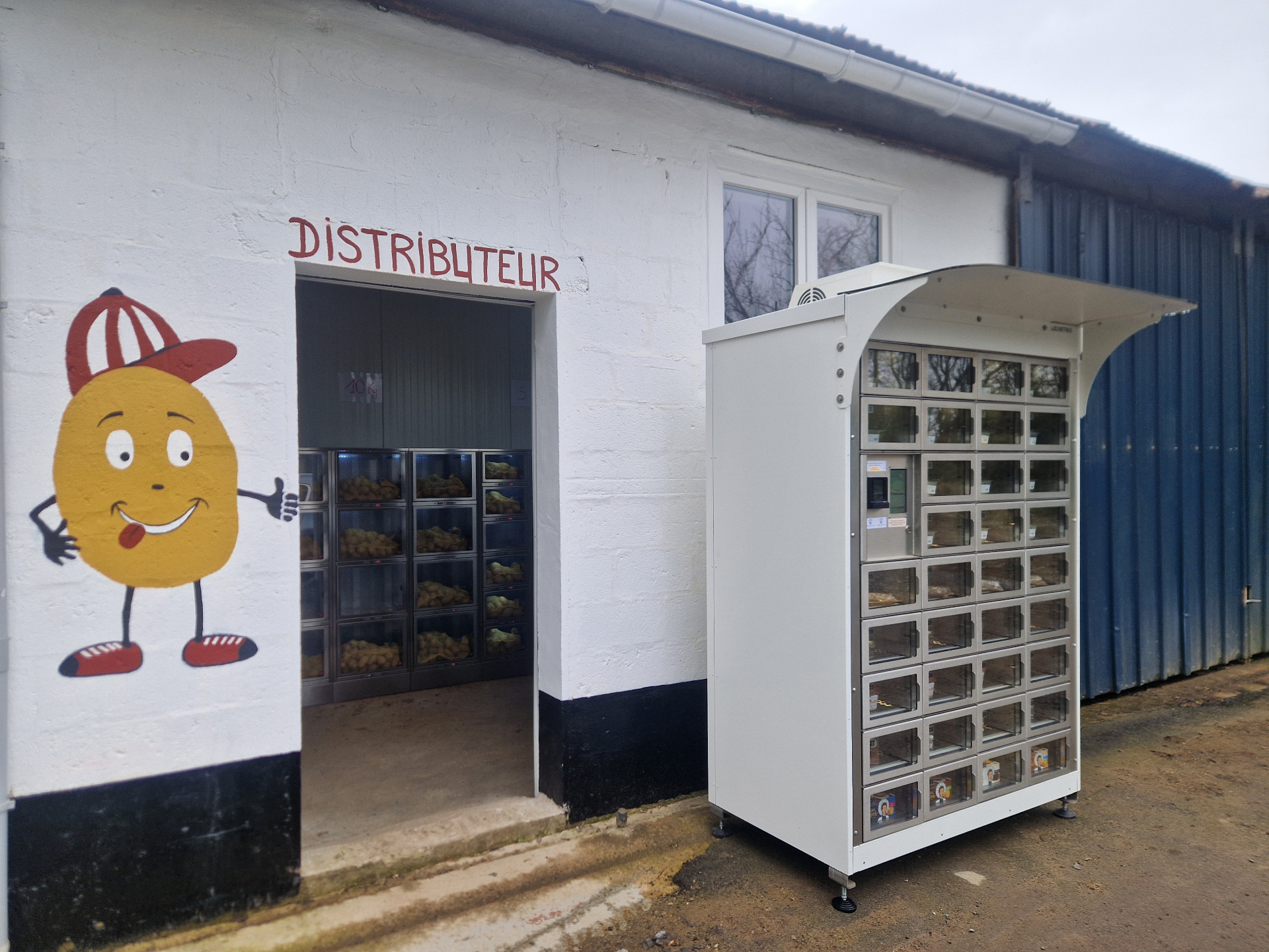 Distributeur de pommes de terre et produits du terroir